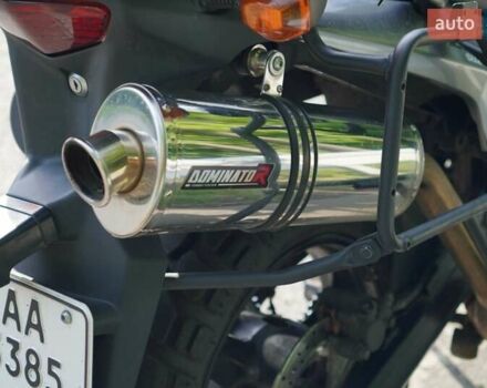 Серый Сузуки V-Strom 650, объемом двигателя 0.65 л и пробегом 52 тыс. км за 5800 $, фото 11 на Automoto.ua