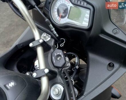 Серый Сузуки V-Strom 650, объемом двигателя 0 л и пробегом 7 тыс. км за 8200 $, фото 19 на Automoto.ua