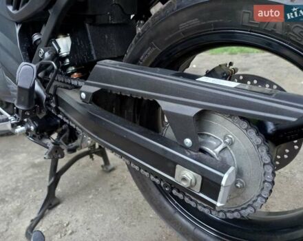 Серый Сузуки V-Strom 650, объемом двигателя 0 л и пробегом 7 тыс. км за 8200 $, фото 6 на Automoto.ua