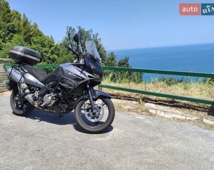 Серый Сузуки V-Strom 650, объемом двигателя 0.65 л и пробегом 63 тыс. км за 5000 $, фото 5 на Automoto.ua