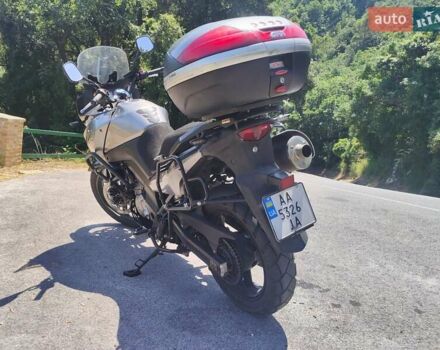 Серый Сузуки V-Strom 650, объемом двигателя 0.65 л и пробегом 63 тыс. км за 5000 $, фото 3 на Automoto.ua