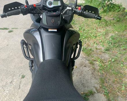 Серый Сузуки V-Strom 650, объемом двигателя 0.65 л и пробегом 15 тыс. км за 7900 $, фото 1 на Automoto.ua