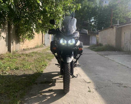 Серый Сузуки V-Strom 650, объемом двигателя 0.65 л и пробегом 15 тыс. км за 7900 $, фото 3 на Automoto.ua