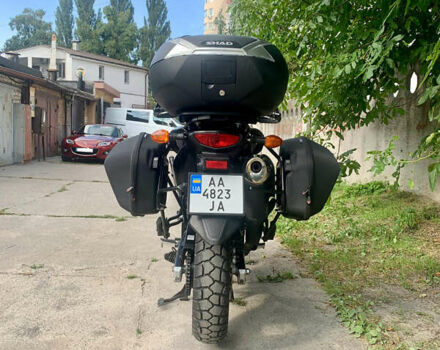 Серый Сузуки V-Strom 650, объемом двигателя 0.65 л и пробегом 15 тыс. км за 7900 $, фото 2 на Automoto.ua