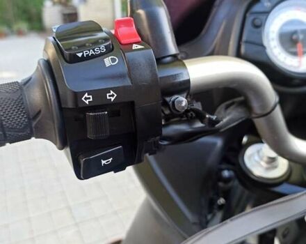 Синий Сузуки V-Strom 650, объемом двигателя 0.65 л и пробегом 6 тыс. км за 7200 $, фото 32 на Automoto.ua
