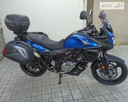 Синий Сузуки V-Strom 650, объемом двигателя 0.65 л и пробегом 6 тыс. км за 7200 $, фото 40 на Automoto.ua