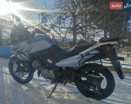 Синий Сузуки V-Strom 650, объемом двигателя 0.65 л и пробегом 40 тыс. км за 5100 $, фото 7 на Automoto.ua
