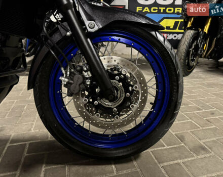 Синий Сузуки V-Strom 650, объемом двигателя 0 л и пробегом 12 тыс. км за 8950 $, фото 2 на Automoto.ua