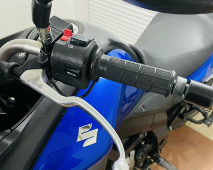 Синій Сузукі V-Strom 650, об'ємом двигуна 0.65 л та пробігом 45 тис. км за 7500 $, фото 28 на Automoto.ua