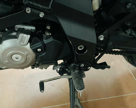 Сузуки V-Strom 650 2013 в Киеве на Automoto.ua Синий Сузуки V-Strom 650, объемом двигателя 0.65 л и пробегом 45 тыс. км за 7500 $, фото 23 на Automoto.ua