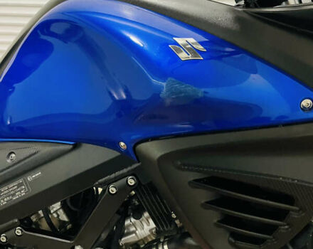Сузуки V-Strom 650 2013 в Киеве на Automoto.ua Синий Сузуки V-Strom 650, объемом двигателя 0.65 л и пробегом 45 тыс. км за 7500 $, фото 20 на Automoto.ua