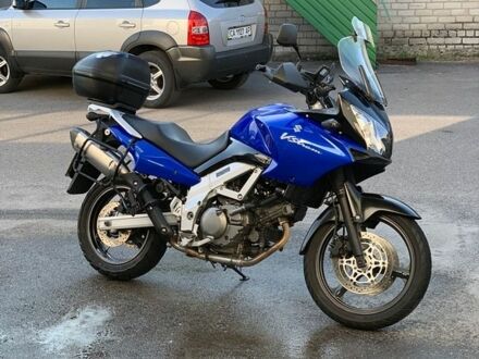 Синій Сузукі V-Strom 650, об'ємом двигуна 0.65 л та пробігом 90 тис. км за 5500 $, фото 1 на Automoto.ua