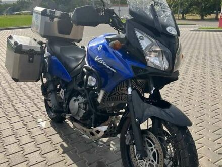 Сузуки V-Strom 650 2006 в Николаеве на Automoto.ua Синий Сузуки V-Strom 650, объемом двигателя 0.65 л и пробегом 83 тыс. км за 4400 $, фото 1 на Automoto.ua