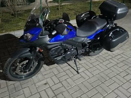 Синий Сузуки V-Strom 650, объемом двигателя 0.65 л и пробегом 30 тыс. км за 7600 $, фото 1 на Automoto.ua