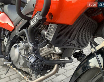 Помаранчевий Сузукі V-Strom 650, об'ємом двигуна 0.65 л та пробігом 13 тис. км за 6900 $, фото 8 на Automoto.ua