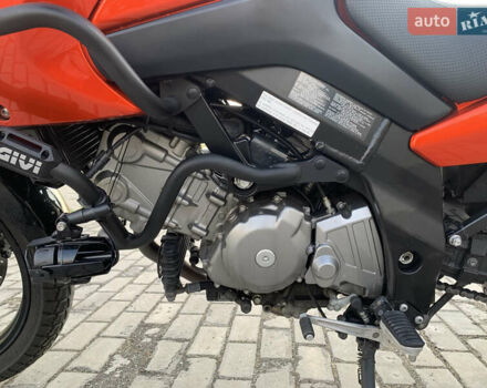 Помаранчевий Сузукі V-Strom 650, об'ємом двигуна 0.65 л та пробігом 13 тис. км за 6900 $, фото 13 на Automoto.ua