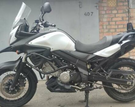 Белый Сузуки V-Strom 650/XT, объемом двигателя 0.65 л и пробегом 18 тыс. км за 8000 $, фото 2 на Automoto.ua