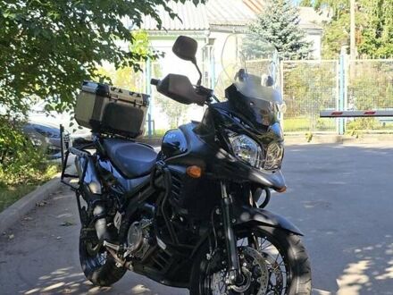 Черный Сузуки V-Strom 650/XT, объемом двигателя 0.65 л и пробегом 49 тыс. км за 6950 $, фото 1 на Automoto.ua