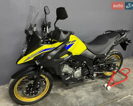 Сузуки V-Strom 650/XT, объемом двигателя 0.65 л и пробегом 4 тыс. км за 9900 $, фото 3 на Automoto.ua
