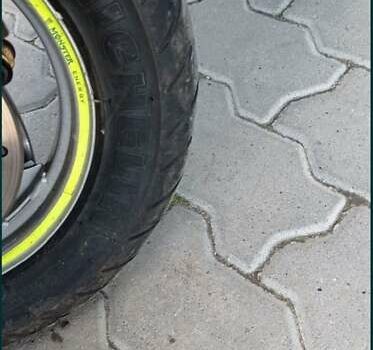 Черный Сузуки Vecstar 125, объемом двигателя 0.12 л и пробегом 33 тыс. км за 1150 $, фото 5 на Automoto.ua