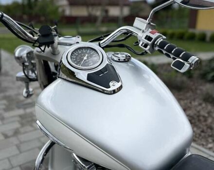 Серый Сузуки VL 800 Intruder, объемом двигателя 0.81 л и пробегом 35 тыс. км за 5450 $, фото 4 на Automoto.ua