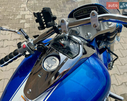 Синий Сузуки VZR 1800, объемом двигателя 1.8 л и пробегом 15 тыс. км за 11700 $, фото 23 на Automoto.ua