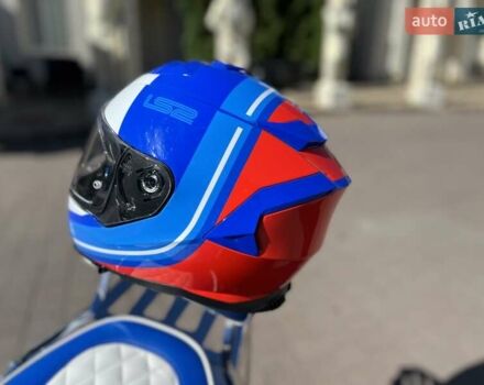 Синий Сузуки VZR 1800, объемом двигателя 1.8 л и пробегом 15 тыс. км за 11900 $, фото 69 на Automoto.ua