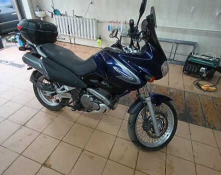 Синий Сузуки XF 650 Freewind, объемом двигателя 0.65 л и пробегом 50 тыс. км за 3500 $, фото 1 на Automoto.ua