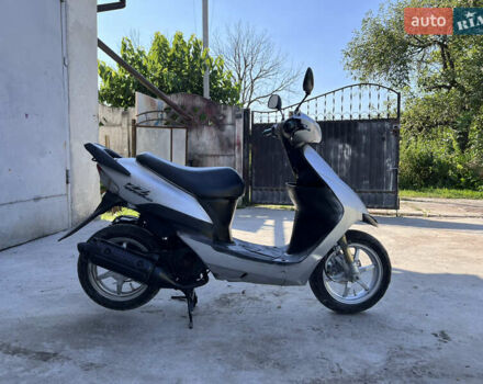 Серый Сузуки ZZ 50, объемом двигателя 0.05 л и пробегом 8 тыс. км за 450 $, фото 1 на Automoto.ua
