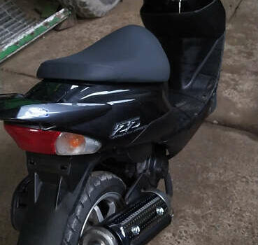 Серый Сузуки ZZ 50, объемом двигателя 0.05 л и пробегом 20 тыс. км за 650 $, фото 8 на Automoto.ua