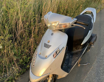 Серый Сузуки ZZ 50, объемом двигателя 0.05 л и пробегом 1 тыс. км за 325 $, фото 2 на Automoto.ua