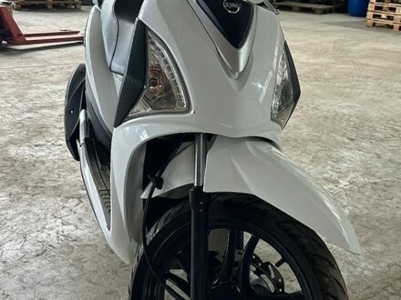 Белый Сим ST, объемом двигателя 0.2 л и пробегом 8 тыс. км за 1700 $, фото 1 на Automoto.ua