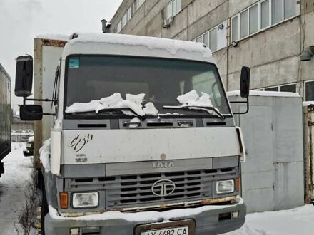 Білий TATA 1618, об'ємом двигуна 5.68 л та пробігом 290 тис. км за 8000 $, фото 1 на Automoto.ua