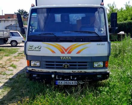 Белый TATA ЛПТ, объемом двигателя 5.7 л и пробегом 211 тыс. км за 7500 $, фото 1 на Automoto.ua
