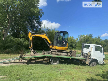 TATA Т 713 2010 в Волочиске на Automoto.ua Белый TATA Т 713, объемом двигателя 5.68 л и пробегом 400 тыс. км за 6000 $, фото 1 на Automoto.ua