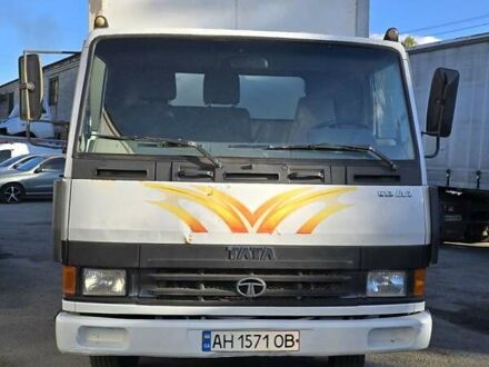TATA Т 713 2013 в Днепре (Днепропетровске) на Automoto.ua Белый TATA Т 713, объемом двигателя 5.68 л и пробегом 300 тыс. км за 6300 $, фото 1 на Automoto.ua
