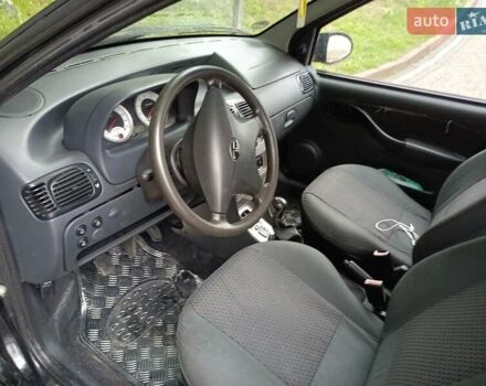 Черный TATA Indigo, объемом двигателя 1.41 л и пробегом 92 тыс. км за 2200 $, фото 5 на Automoto.ua
