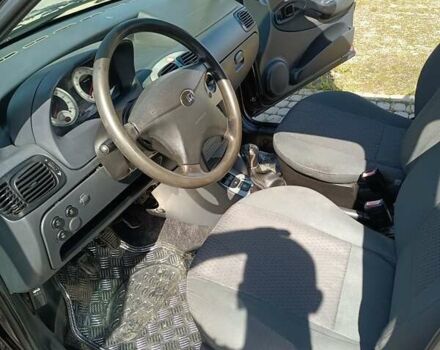 Черный TATA Indigo, объемом двигателя 1.41 л и пробегом 94 тыс. км за 2100 $, фото 6 на Automoto.ua