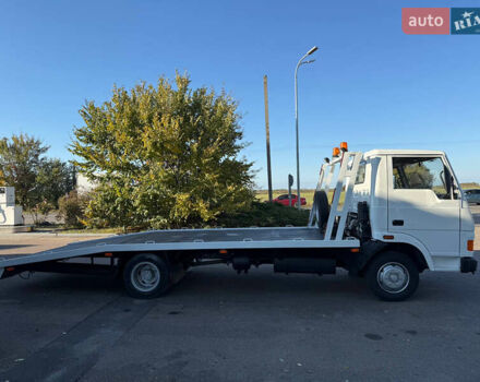 Белый TATA LPT 613, объемом двигателя 5.68 л и пробегом 64 тыс. км за 10800 $, фото 14 на Automoto.ua
