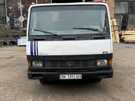 Белый TATA LPT 613, объемом двигателя 5.68 л и пробегом 420 тыс. км за 4800 $, фото 1 на Automoto.ua
