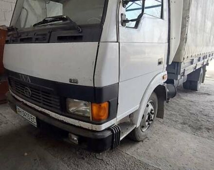 Белый TATA LPT 613, объемом двигателя 5.68 л и пробегом 486 тыс. км за 4500 $, фото 1 на Automoto.ua