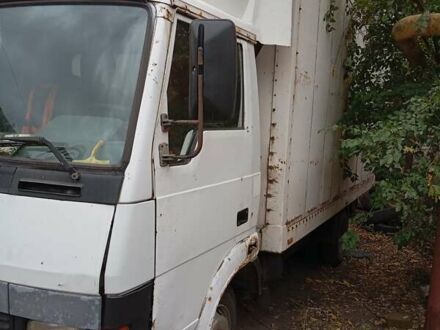 Белый TATA LPT 613, объемом двигателя 5.68 л и пробегом 600 тыс. км за 3000 $, фото 1 на Automoto.ua