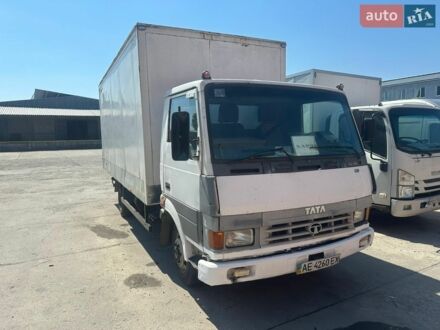Белый TATA LPT 613, объемом двигателя 5.68 л и пробегом 425 тыс. км за 4500 $, фото 1 на Automoto.ua