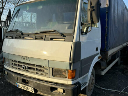 TATA LPT 613 2013 в Львове на Automoto.ua Белый TATA LPT 613, объемом двигателя 5.68 л и пробегом 325 тыс. км за 5550 $, фото 1 на Automoto.ua