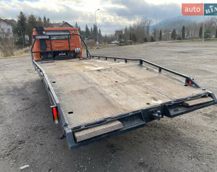 Красный TATA LPT 613, объемом двигателя 5.68 л и пробегом 280 тыс. км за 10200 $, фото 4 на Automoto.ua