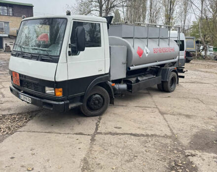 TATA LPT 613 2008 у Києві на Automoto.ua Червоний TATA LPT 613, об'ємом двигуна 5.67 л та пробігом 380 тис. км за 15700 $, фото 1 на Automoto.ua