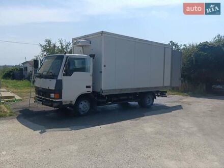TATA LPT 613 2011 у Ужгороді на Automoto.ua TATA LPT 613, об'ємом двигуна 0 л та пробігом 380 тис. км за 6000 $, фото 1 на Automoto.ua
