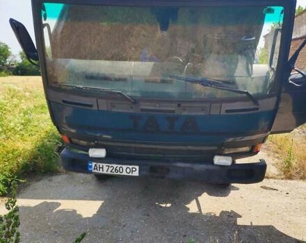 Синий TATA LPT 613, объемом двигателя 5.68 л и пробегом 47 тыс. км за 3900 $, фото 1 на Automoto.ua