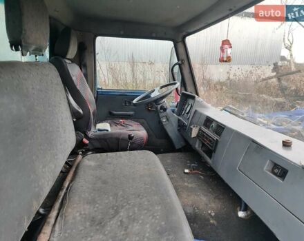 Синий TATA LPT 613, объемом двигателя 5.68 л и пробегом 400 тыс. км за 4021 $, фото 3 на Automoto.ua