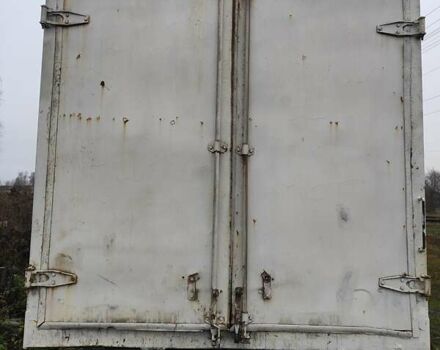 Синий TATA LPT 613, объемом двигателя 5.68 л и пробегом 400 тыс. км за 4021 $, фото 1 на Automoto.ua